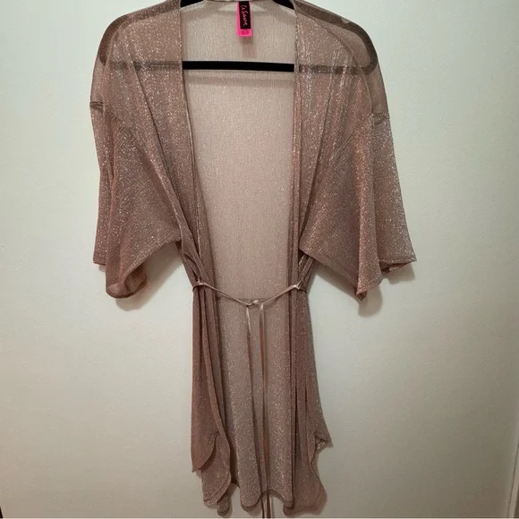 Robe - Picture 3 of 4